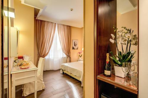 Hostal Rome55