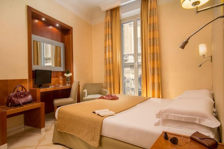 Suite Opera Rooms