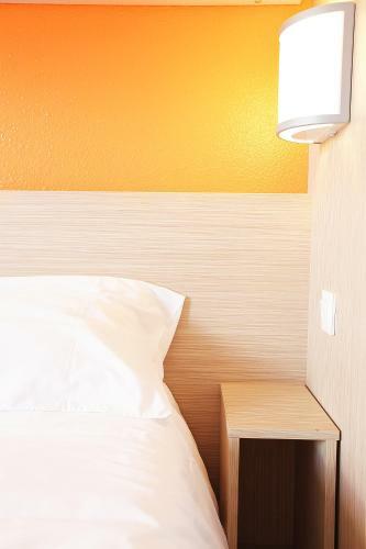 Hotel Premiere Classe Orange