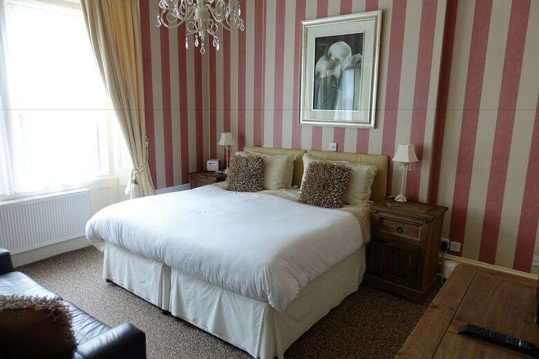 Hostal Oakover Guest House