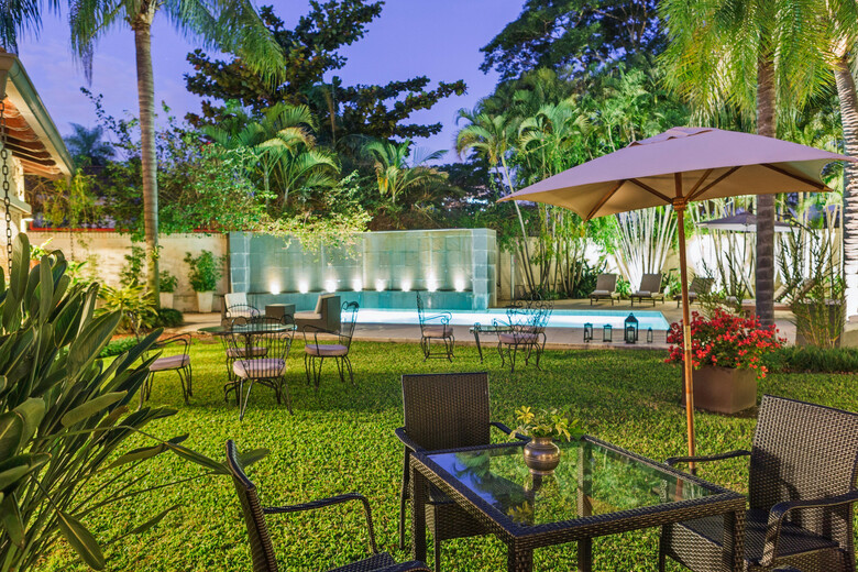 Las Lomas Casa Hotel