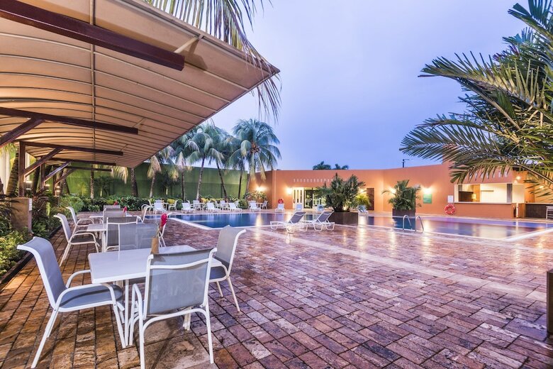 Hotel Holiday Inn Convention Center Managua