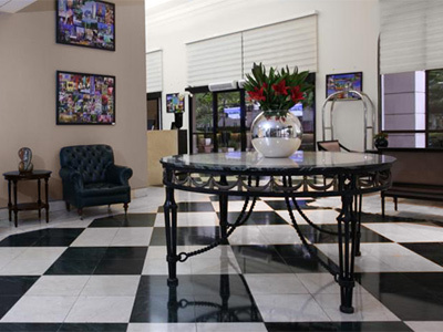 Hotel Travel Inn The World