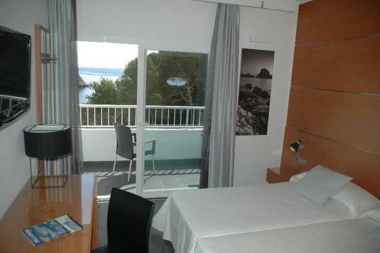 Palladium Hotel Cala Llonga