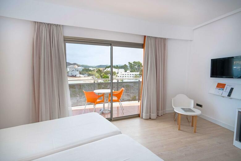 Hotel THB Ocean Beach