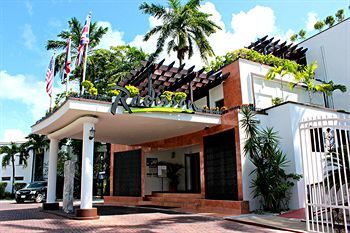 Radisson Fort George Hotel And Marina