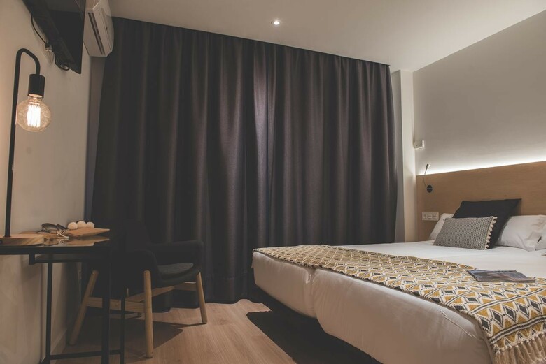 Arriazu Hostal