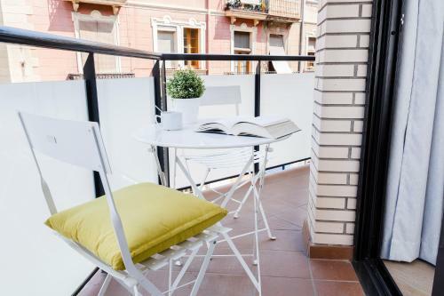 Feelathome Plaza Apartments