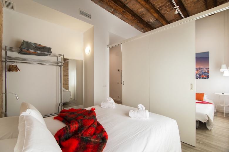 Apartamento Happy People Sagrada Familia Gaud�