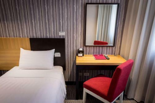Hotel B