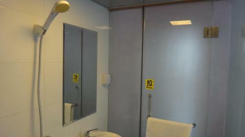 Guilin 68� Hotel North Train Station Branch