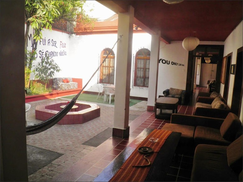 Theatre International Hostel