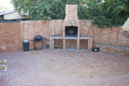 Hostal Agros Guest House