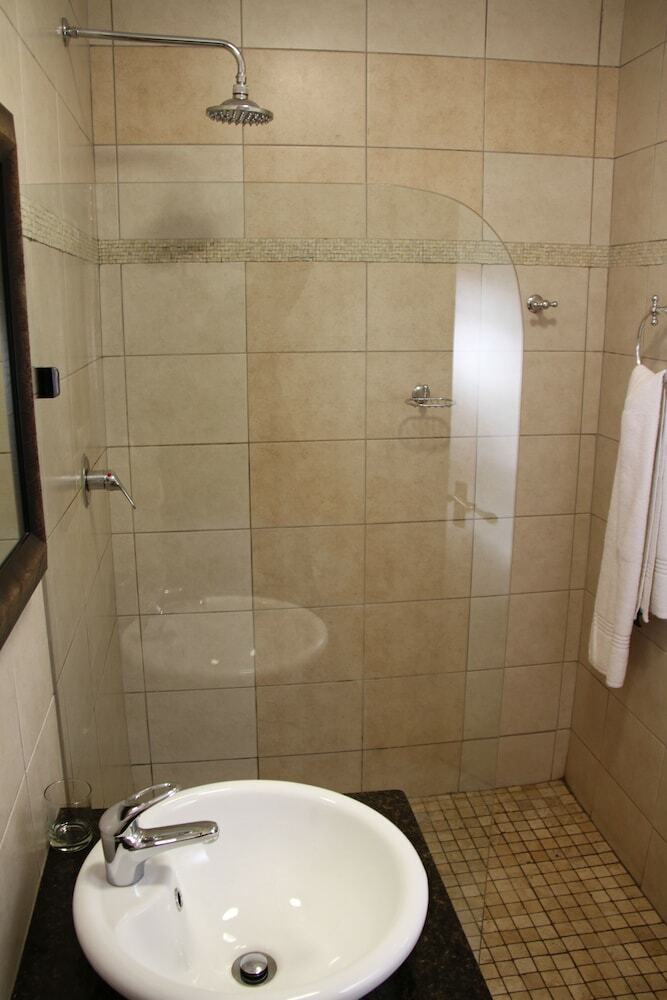 Turnberry Boutique Hotel