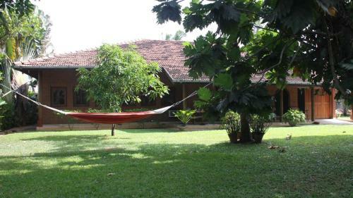 Hostal Cinnamon Guesthouse