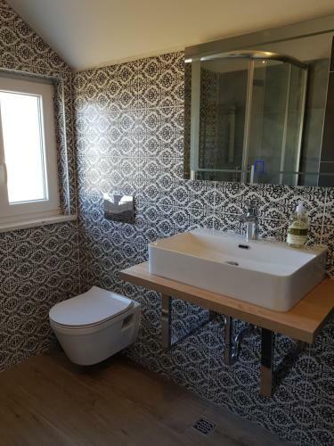 Hostal Villa White