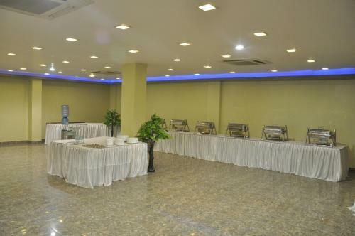 Hotel Vibhavharsh