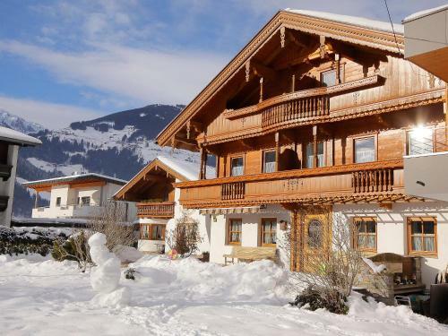 Holiday Home Ferienhaus Mayrhofen