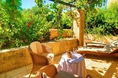 Hotel Ta Cenc & Spa
