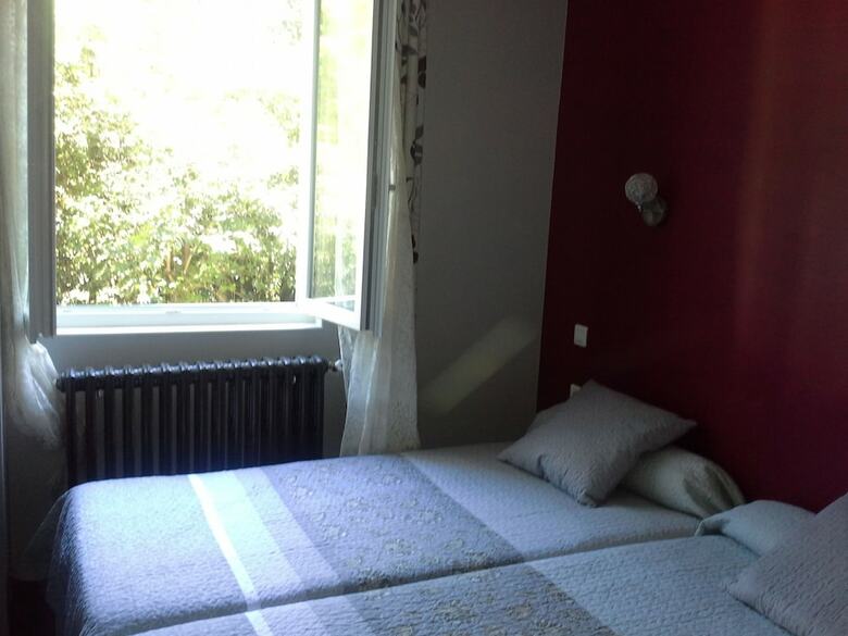 Hotel H�tel Cosmos