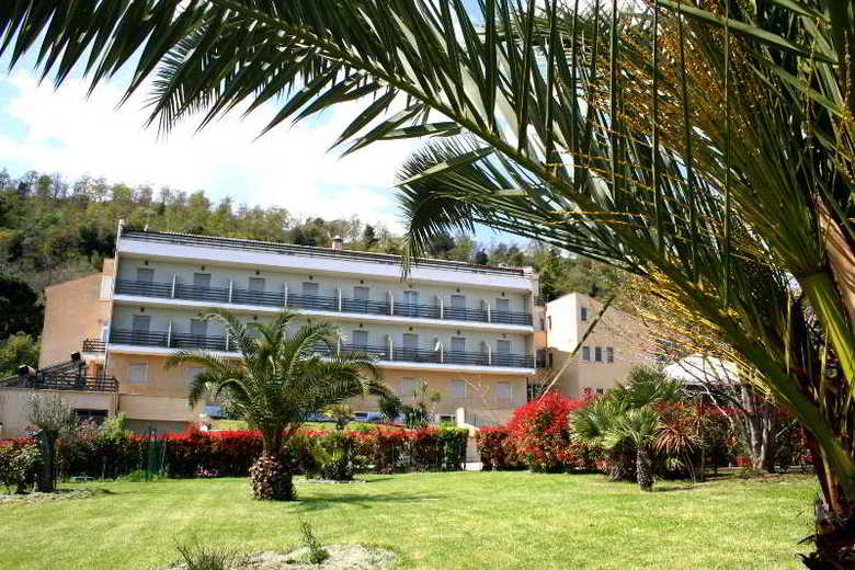 Alfredo Hotel
