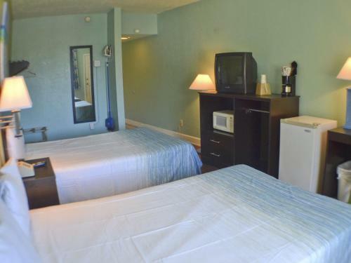 Boardwalk Beach Resort Hotel And Conference Center