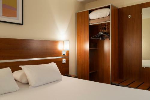 Hotel Kyriad Lyon A�roport Saint Exup�ry