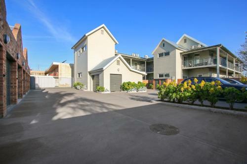 Waterstreet Apartments