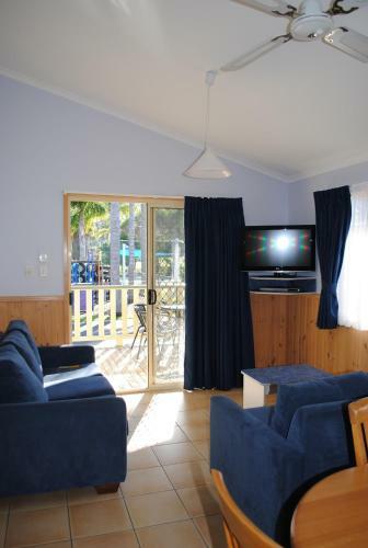 Pleasurelea Tourist Resort & Caravan Park