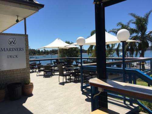 Motel Mariners On The Waterfront
