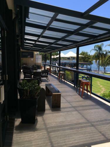 Motel Mariners On The Waterfront
