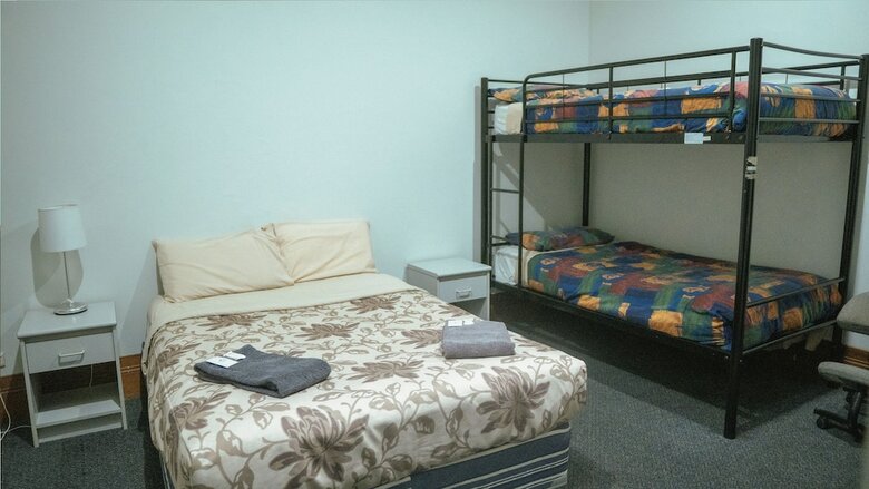 Hostal Alishan International Guest House