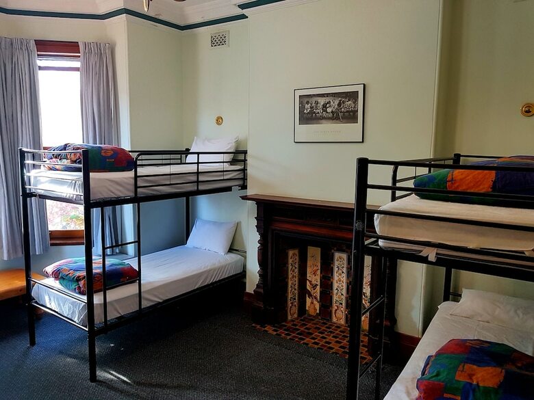 Hostal Alishan International Guest House