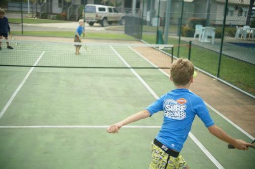 Rowes Bay Caravan Park