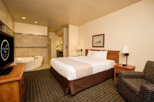 Hotel Gold Dust West