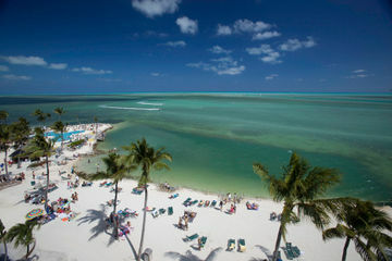 Hotel Holiday Isle Beach Resort And Marina