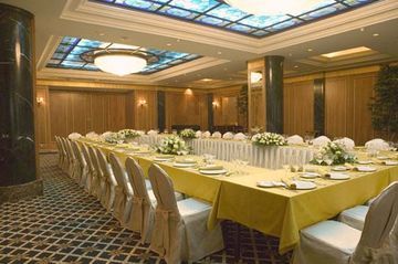 Hotel Donbass Palace