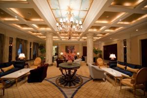 Hotel Donbass Palace