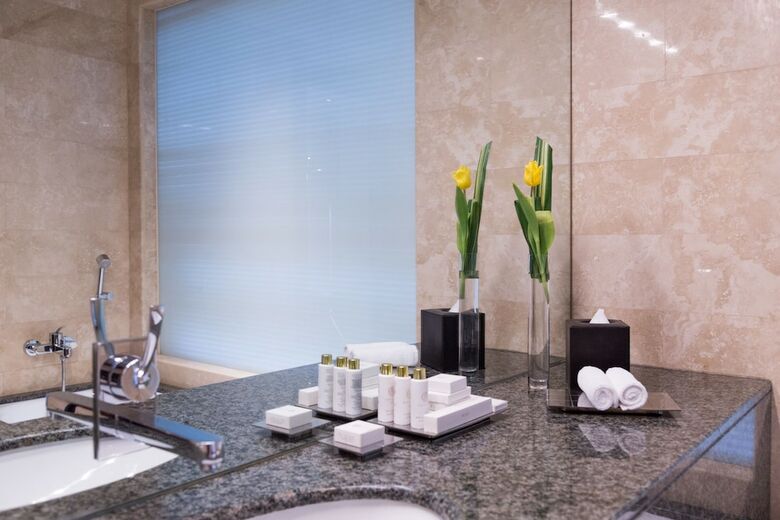 Hotel Grand Millennium Al Wahda Abu Dhabi