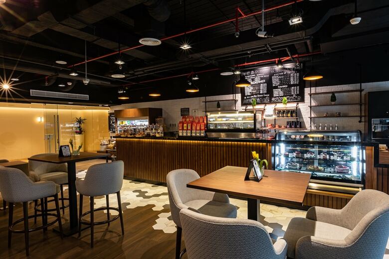 Hotel Grand Millennium Al Wahda Abu Dhabi