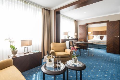 Seta Hotel
