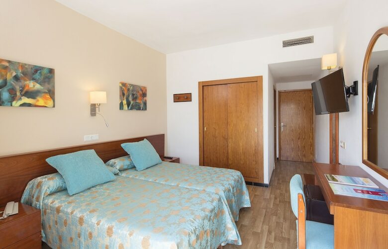 Hotel Js Miramar
