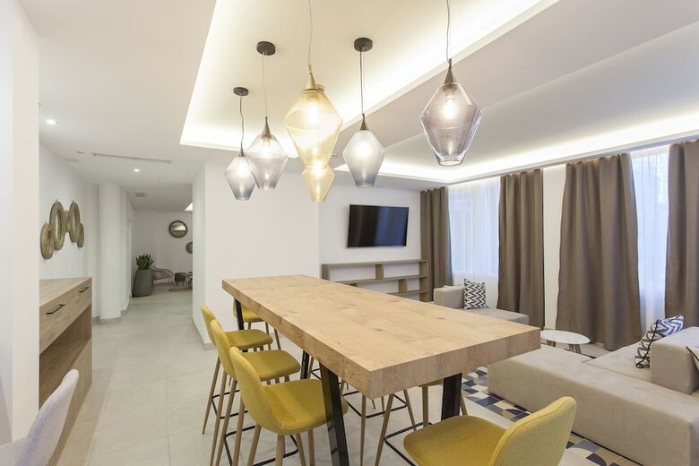 Apartamentos Ses Roquetes (.)