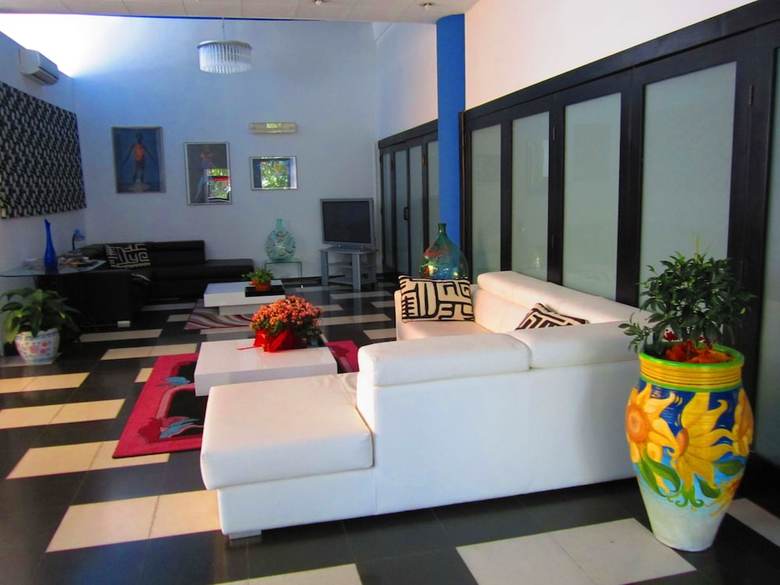 Hotel La Piramide