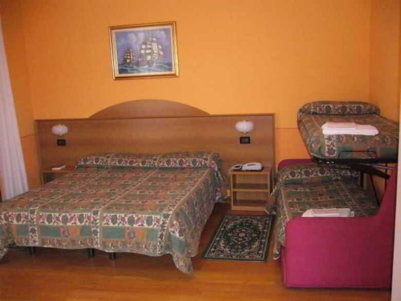 Hotel Azalea