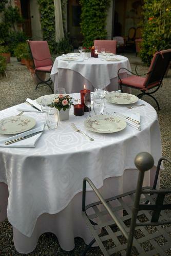 Hotel Locanda Dei Mai Intees