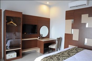 Lorin New Kuta Hotel
