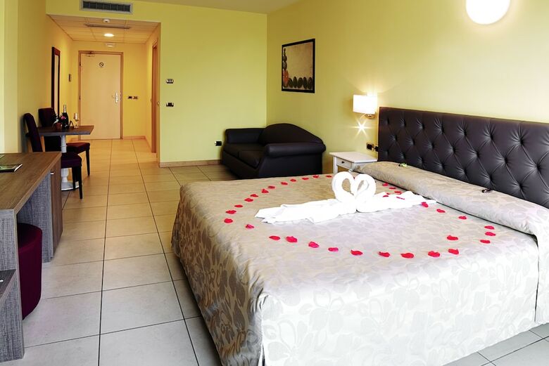 Hotel Lovere Resort & Spa