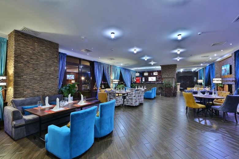 Damas International Hotel