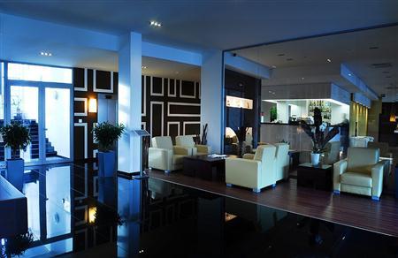 Hotel Aston Business